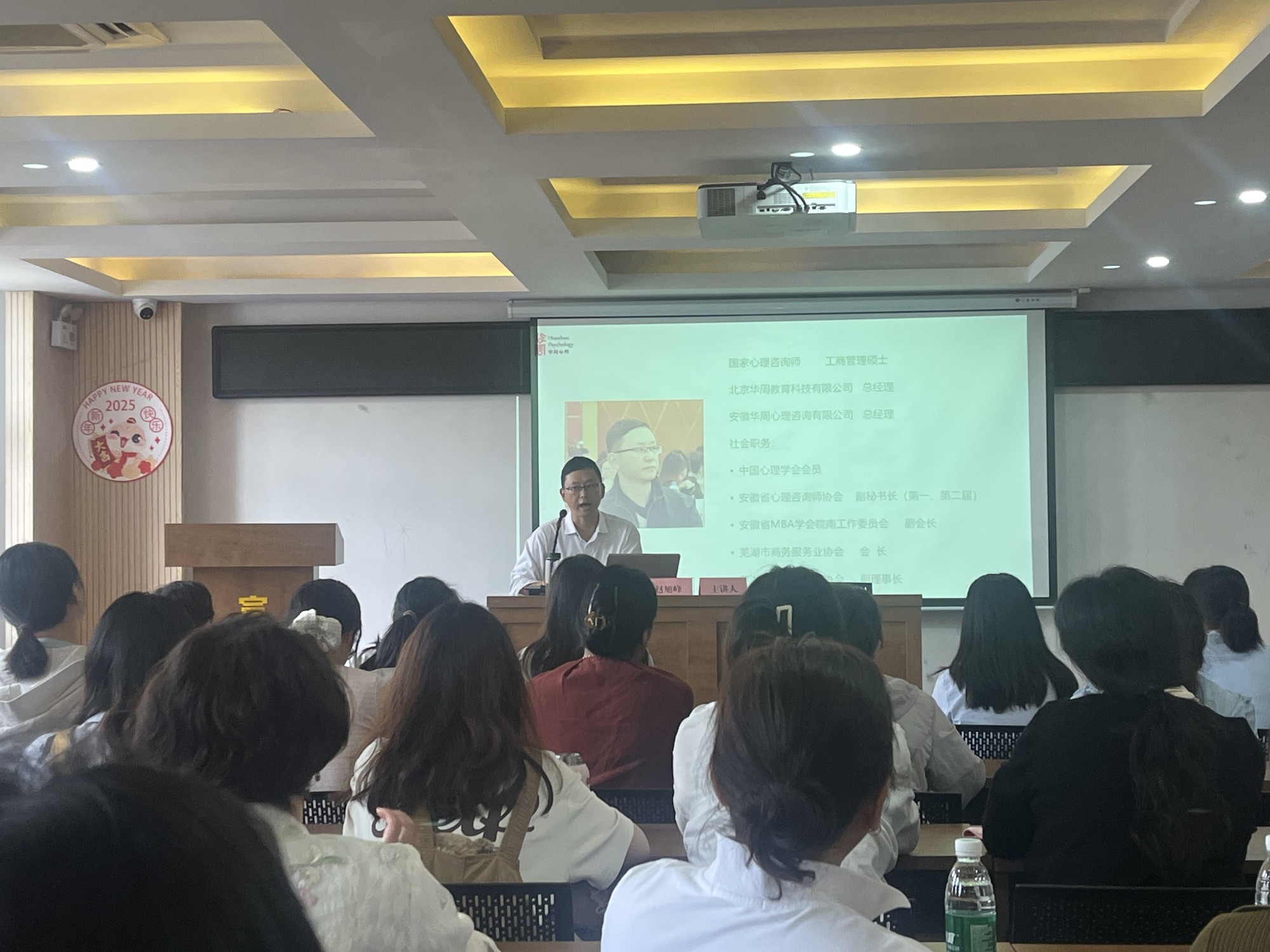 114530-289517.jpg 114530-289517.jpg