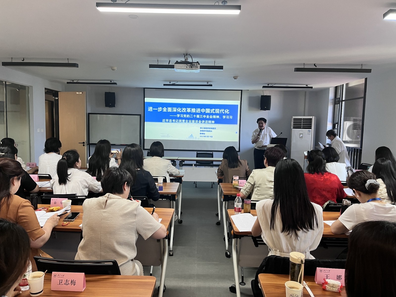 155250-377991.jpg 155250-377991.jpg