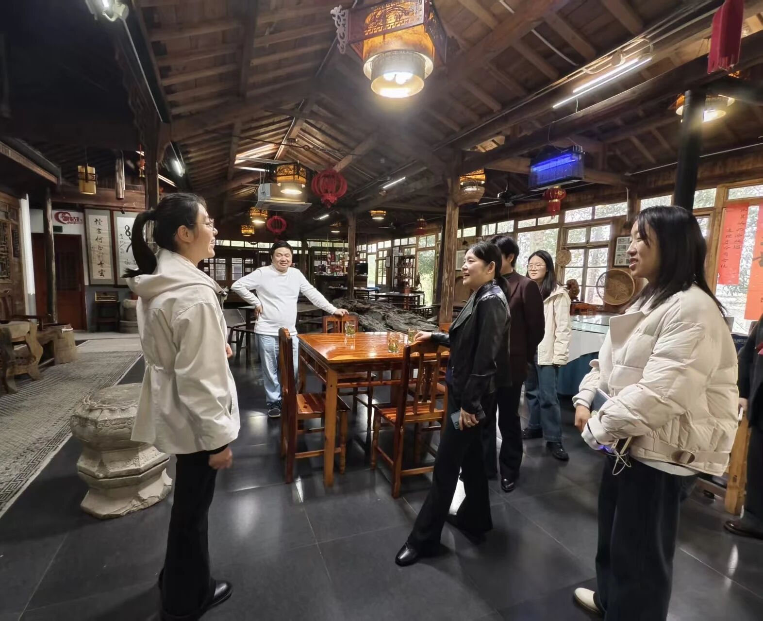 091900-998998.jpg 091900-998998.jpg